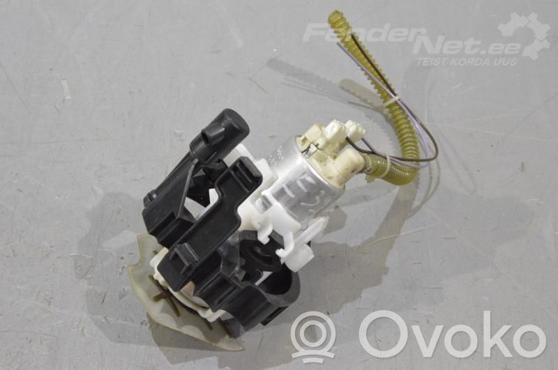 BMW 5 E39 Bomba interna de combustible 