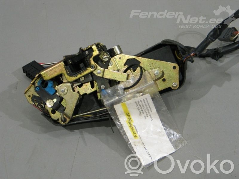 Front door lock   9152546