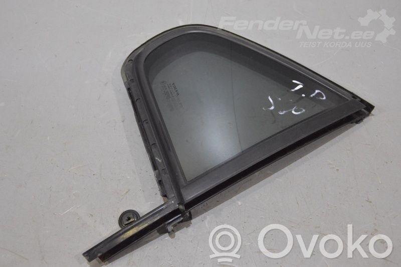 Volvo S60 Ventanilla de ventilación de la puerta trasera 
