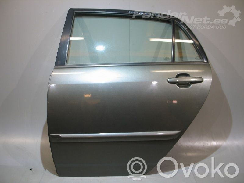 Toyota Corolla E120 E130 Ventanilla de ventilación de la puerta trasera 