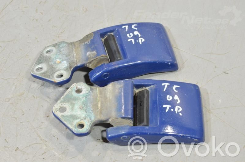 Volkswagen Transporter - Caravelle T5 Loading door hinge set 