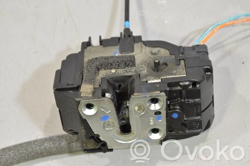 Zamek drzwi tylnych   82501EY10D