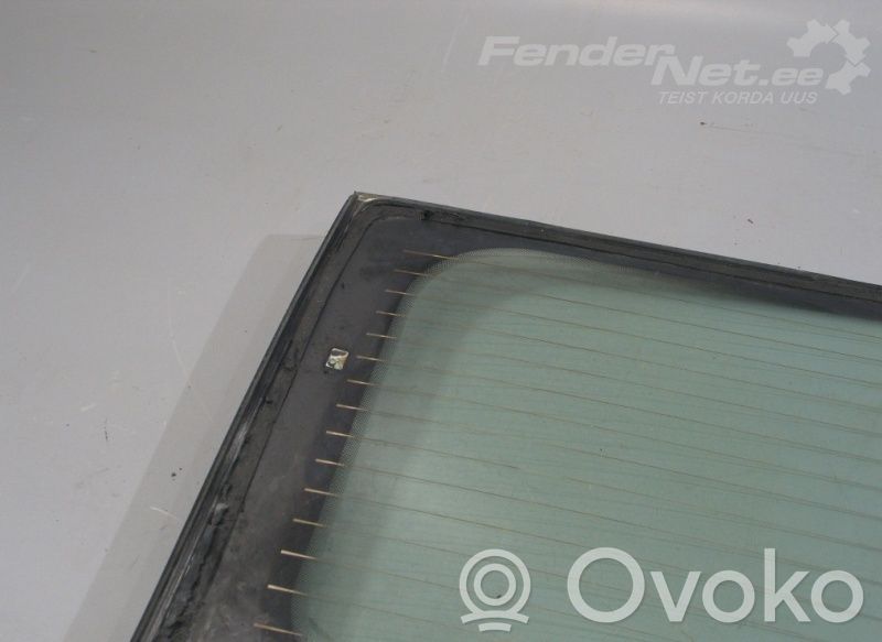 Rear windscreen/windshield window   8744J5