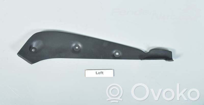 Ford Focus Tailgate trim 