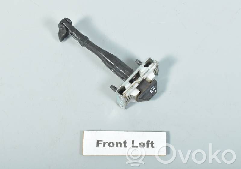 Ford Focus Etuoven pidätin 