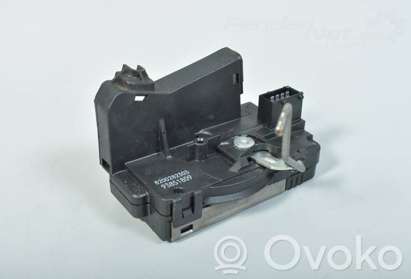 Loading door lock   93851809,8200282303