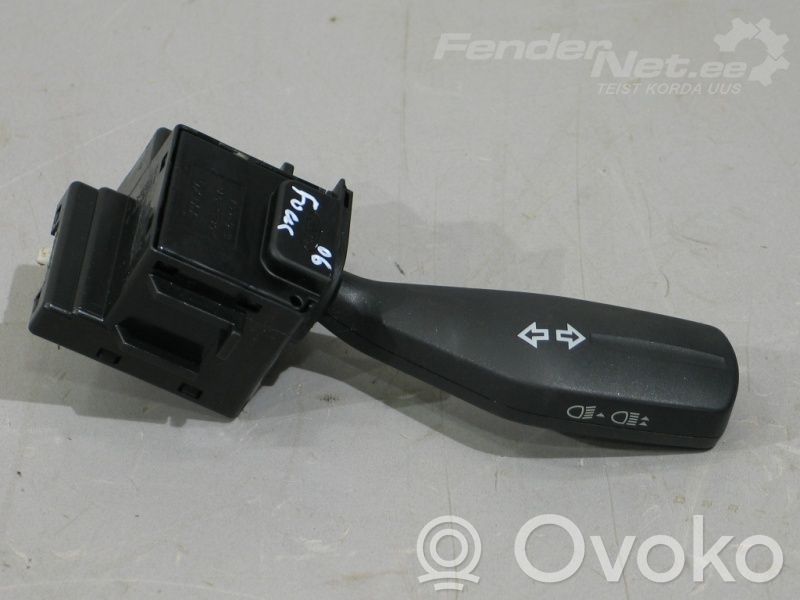 Ford Focus Wiper turn signal indicator stalk/switch 