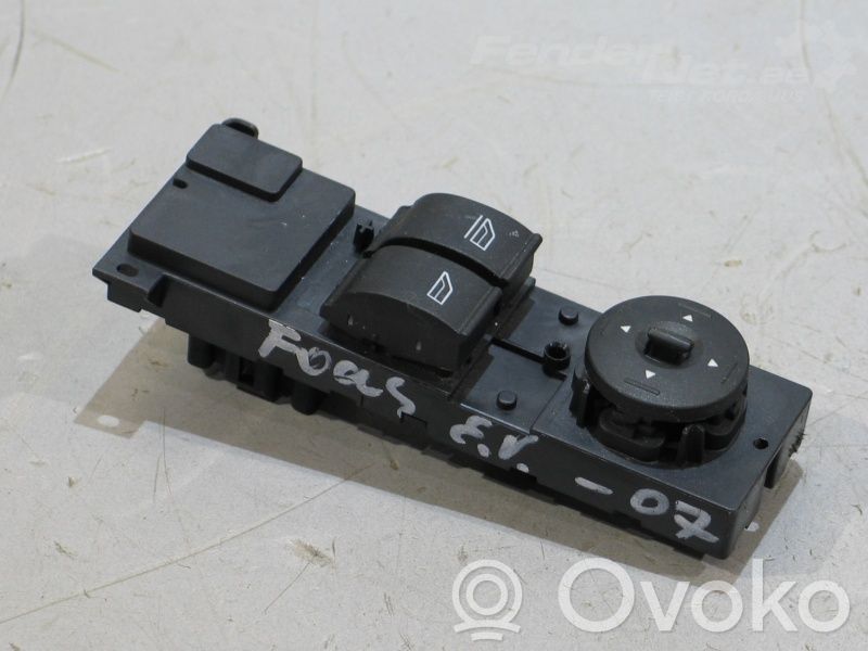 Ford Focus Electric window control switch 