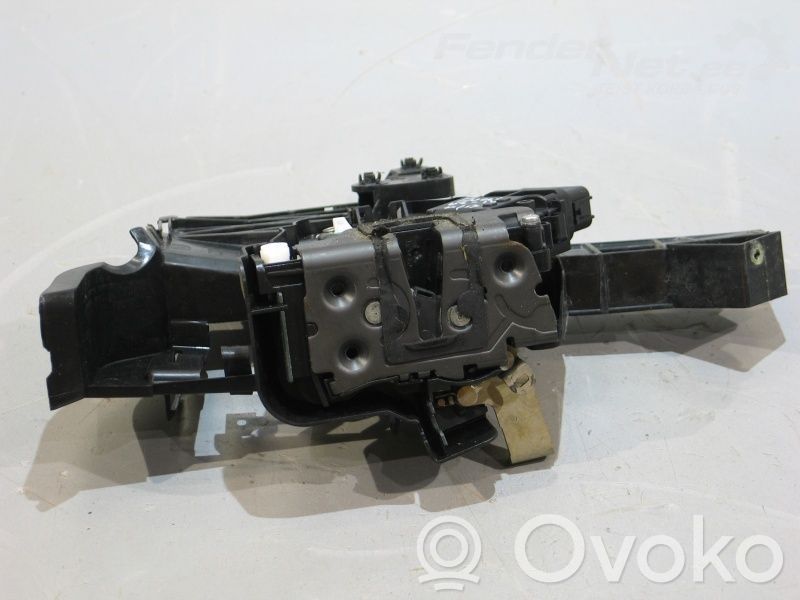 Ford Focus Aizmugurē slēdzene 