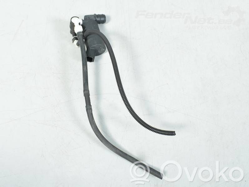 Ford Focus Windscreen/windshield washer pump 