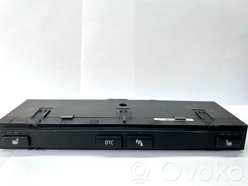Seat heating switch   6985751,13580663