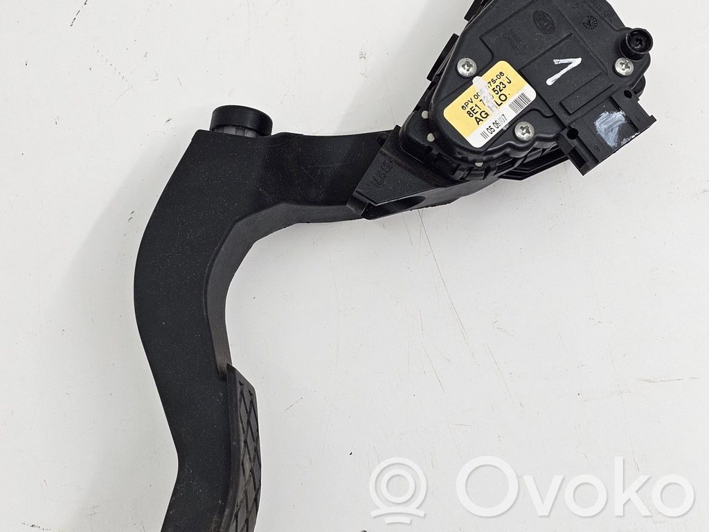 Audi A4 S4 B7 8E 8H Pedał gazu / przyspieszenia 