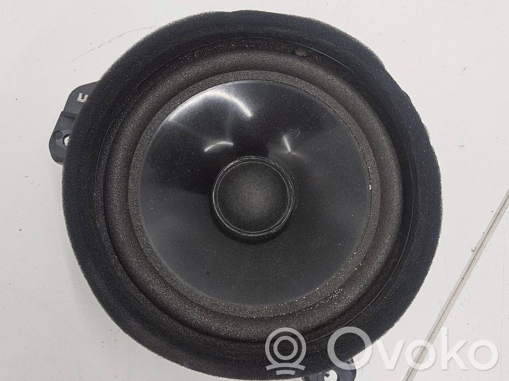 Subaru Outback Altavoz de la puerta delantera 