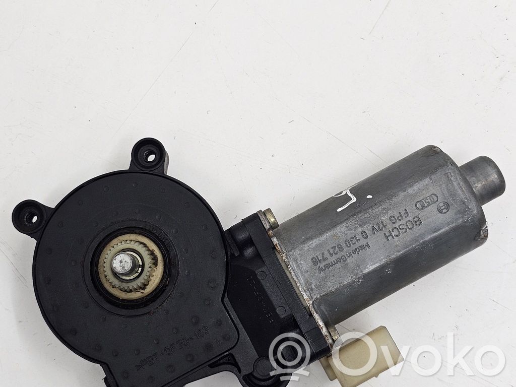 BMW 3 E46 Priekšpusē loga pacēlāja motoriņš 