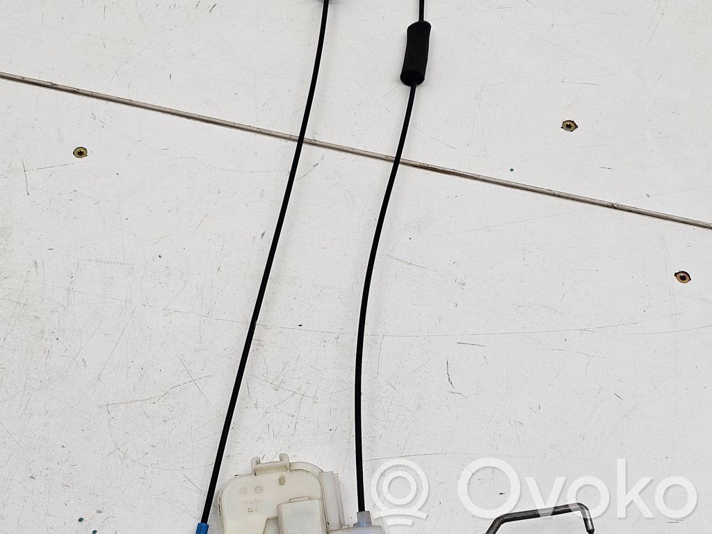 Subaru Outback Front door lock 