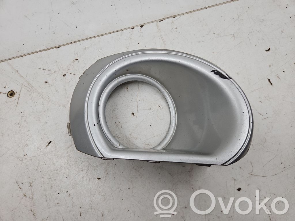Etusumuvalon ritilä   57731AJ490