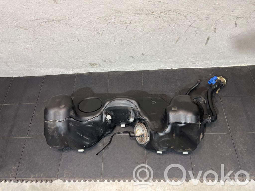 BMW Z4 E85 E86 Polttoainesäiliö 