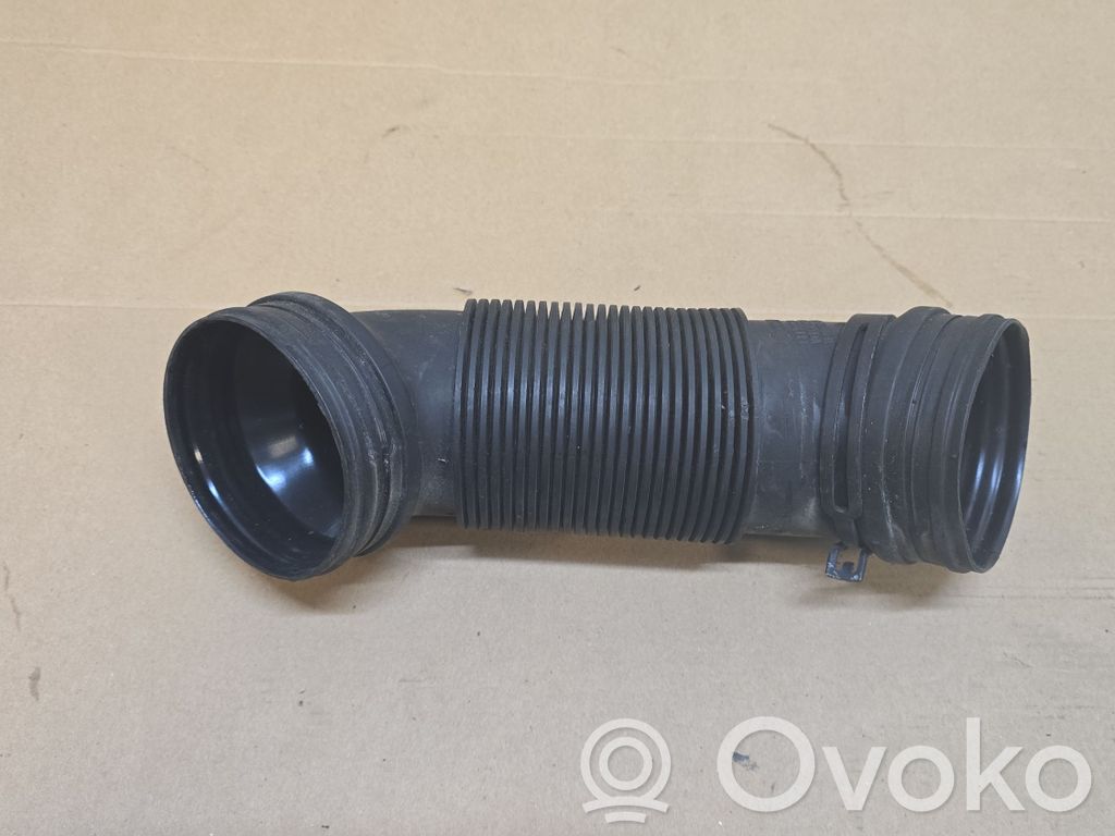 Volkswagen PASSAT B6 Conductă/furtun admisie aer 