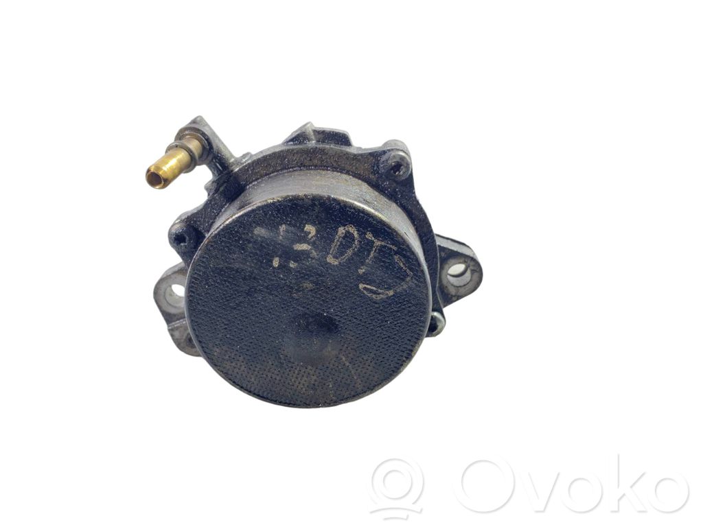 Opel Corsa D Vacuum pump 