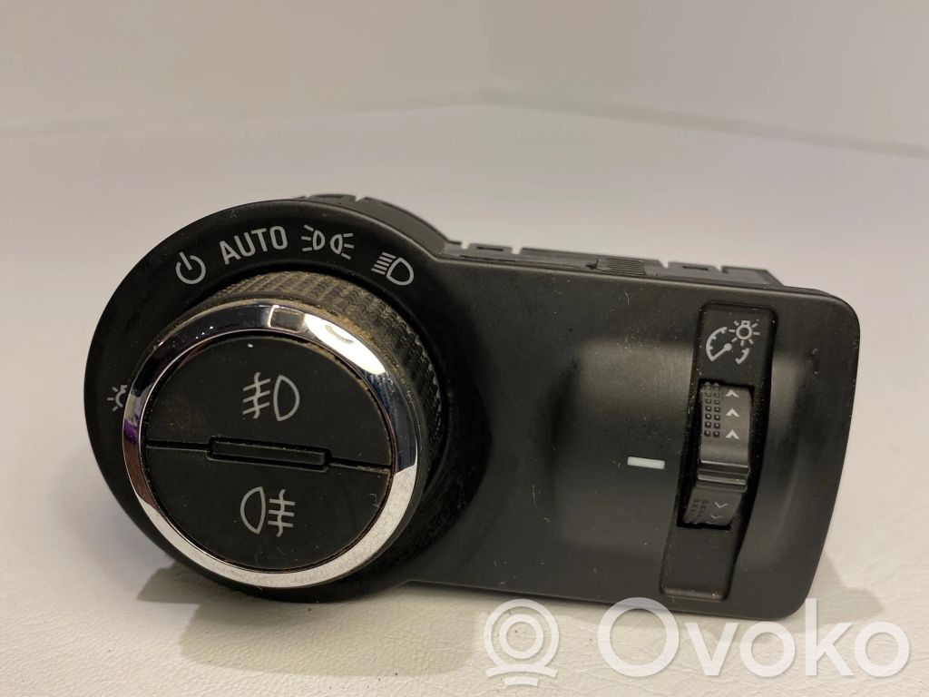 Opel Mokka Light switch 