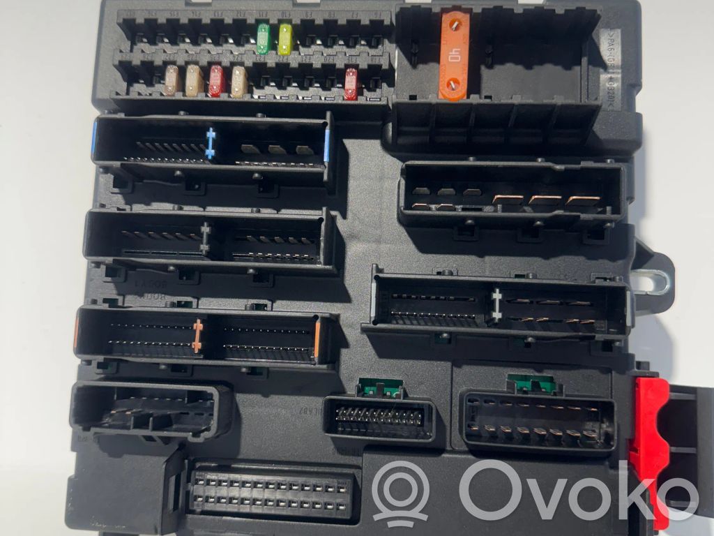 Opel Vectra C Fuse module 