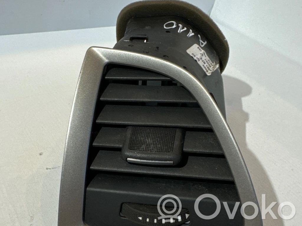 Opel Astra J Boczna kratka nawiewu deski rozdzielczej 