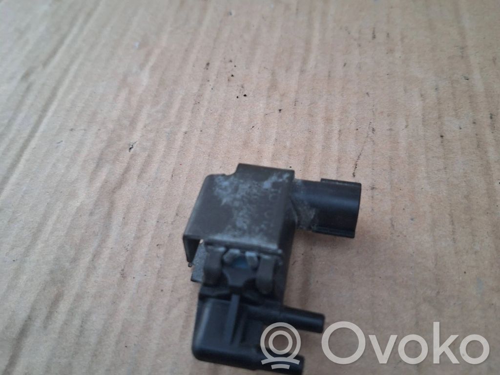 Lexus IS 200-300 Solenoīda vārsts 