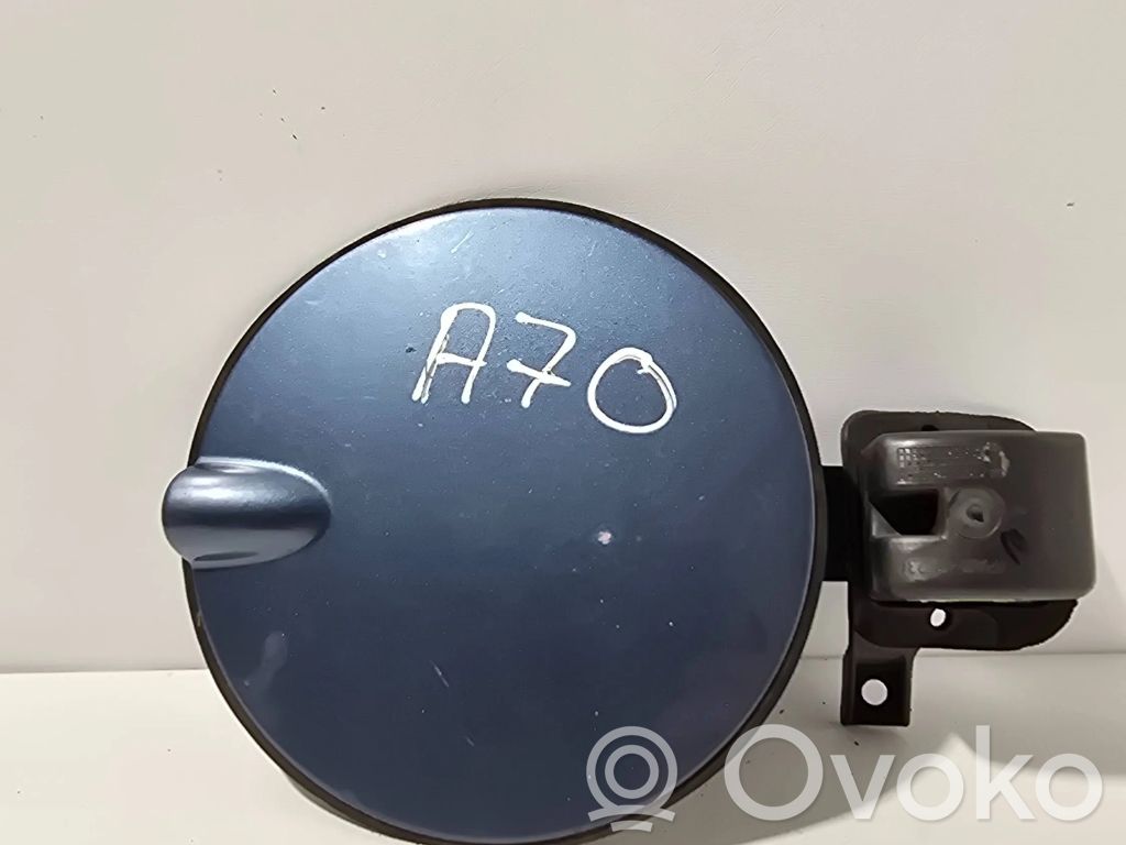 Opel Vectra B Polttoainesäiliön korkki 