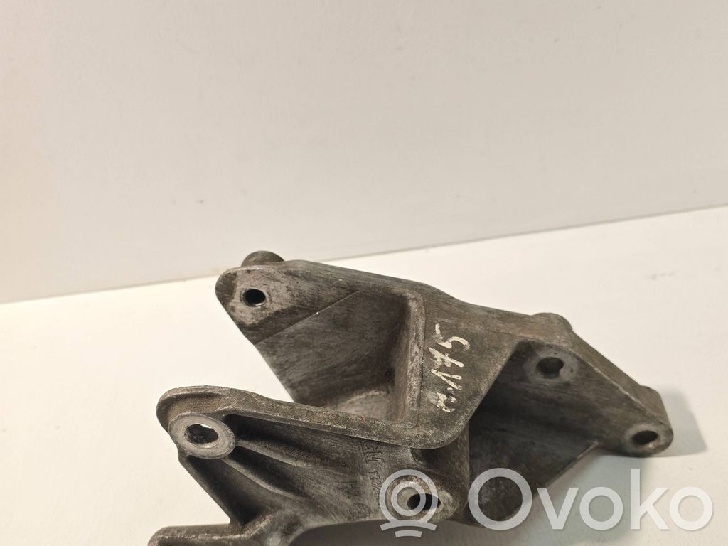 Opel Astra J Gearbox mounting bracket 