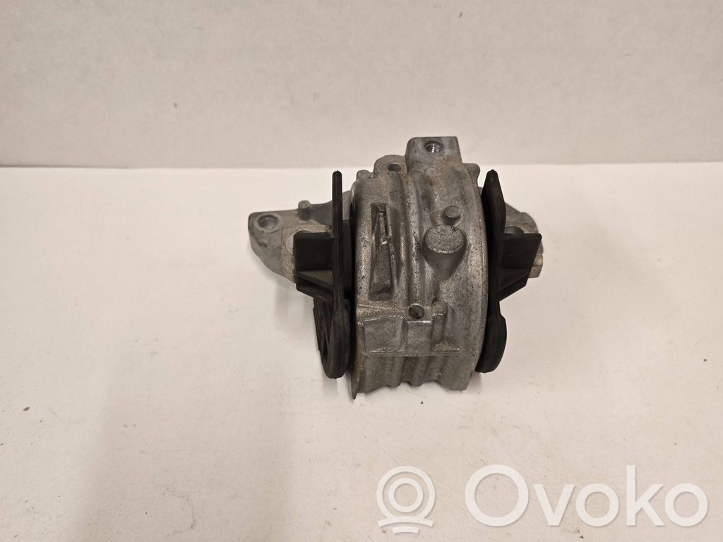 Engine mount bracket   326B96,307448