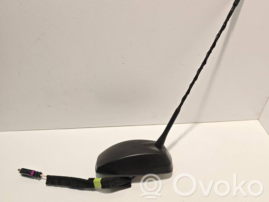 Opel Astra K Radion antenni 