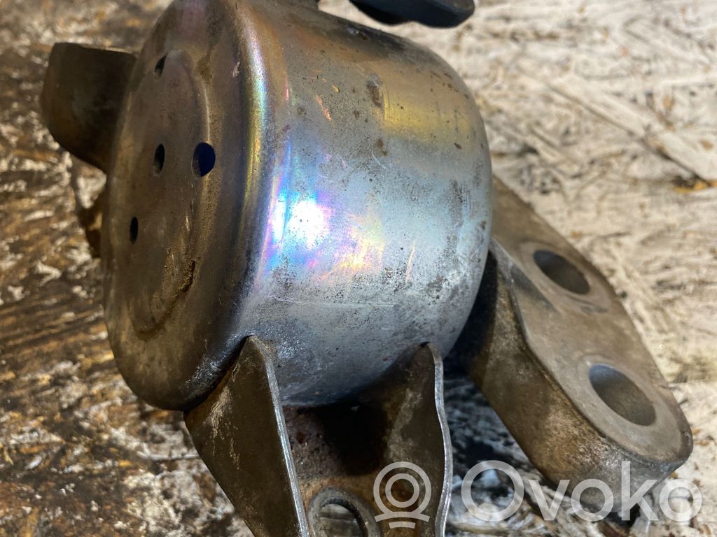 Opel Corsa D Engine mount bracket 