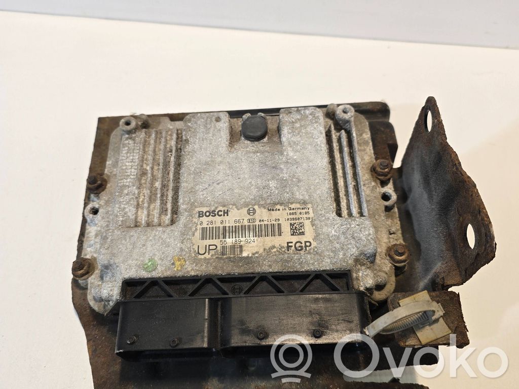 Opel Astra H Engine control unit/module 