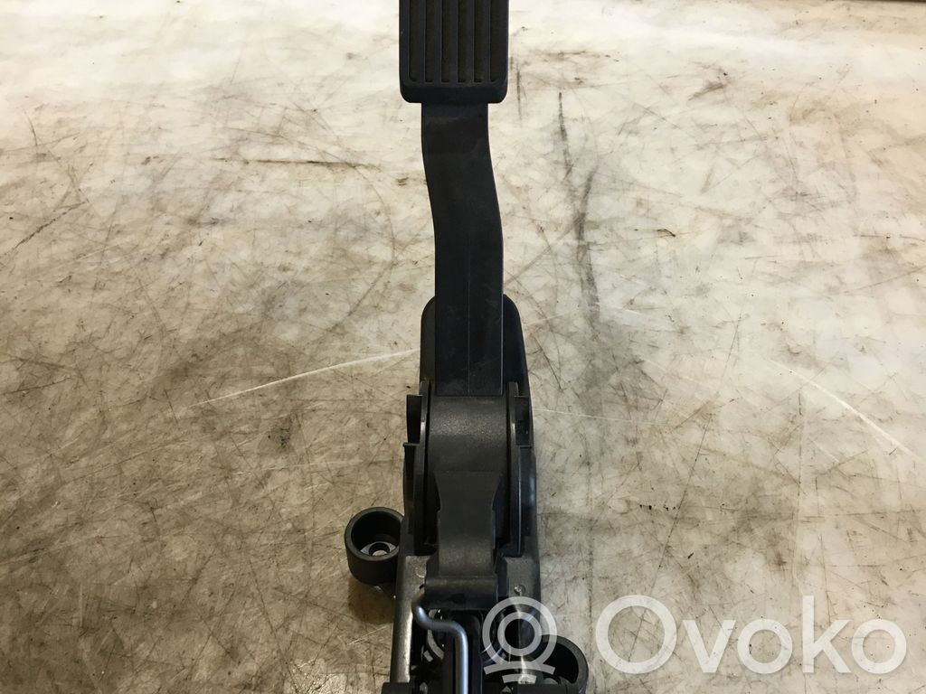 Mercedes-Benz A W169 Accelerator throttle pedal 