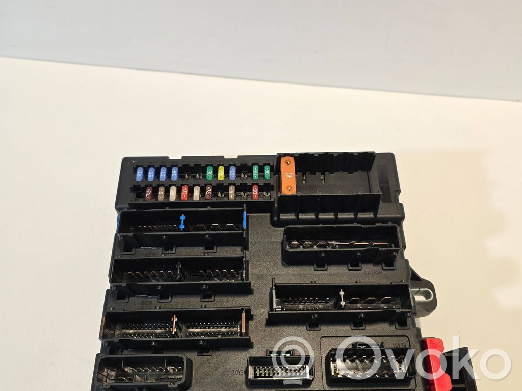 Opel Vectra C Fuse module 