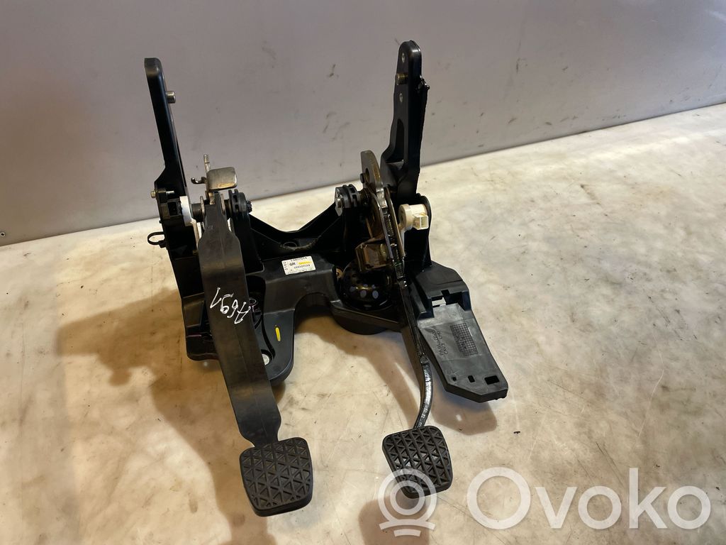 Opel Astra J Conjunto de pedal 