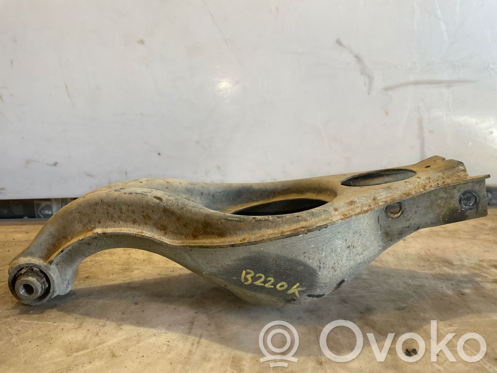 Rear upper control arm/wishbone   1136696,108988