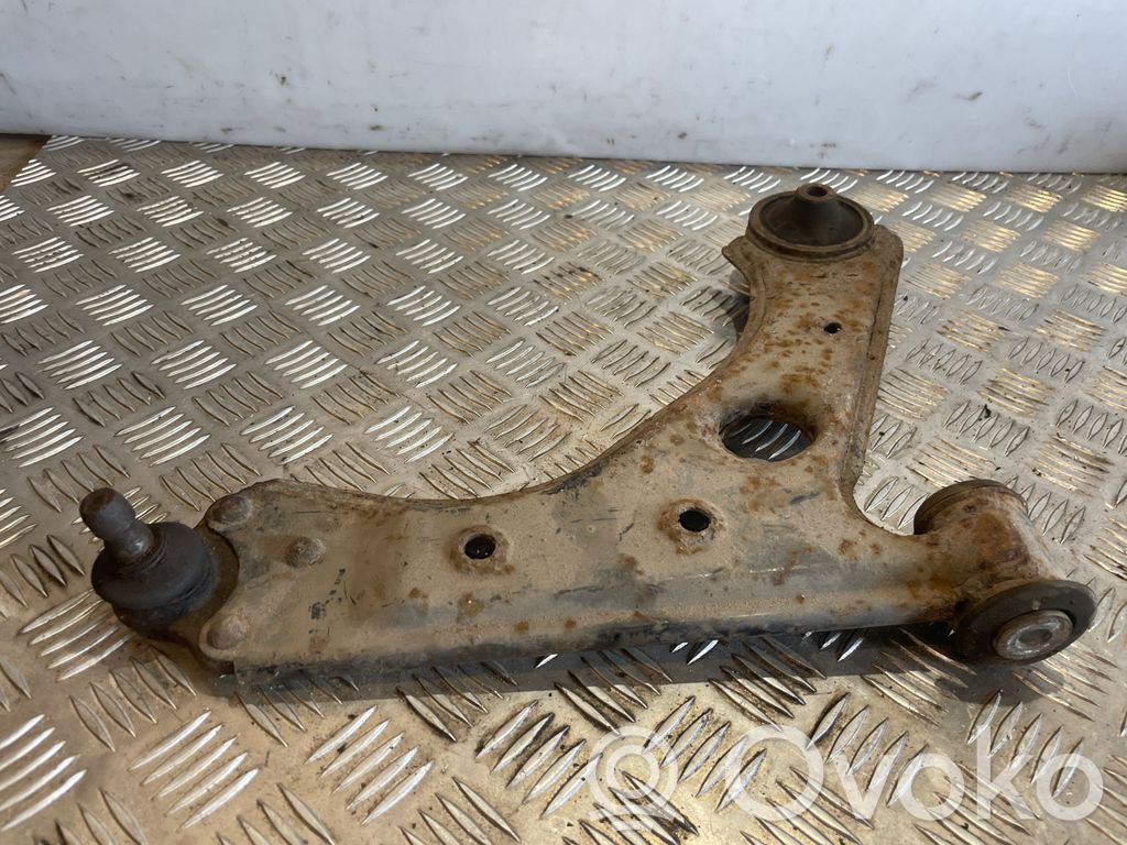 Opel Corsa D Basculă inferioară față 
