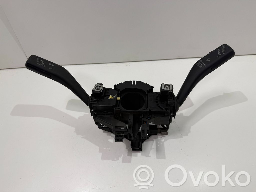 Interruptor de control multifunción   1KO953503,1KO953519H,1KO953513E