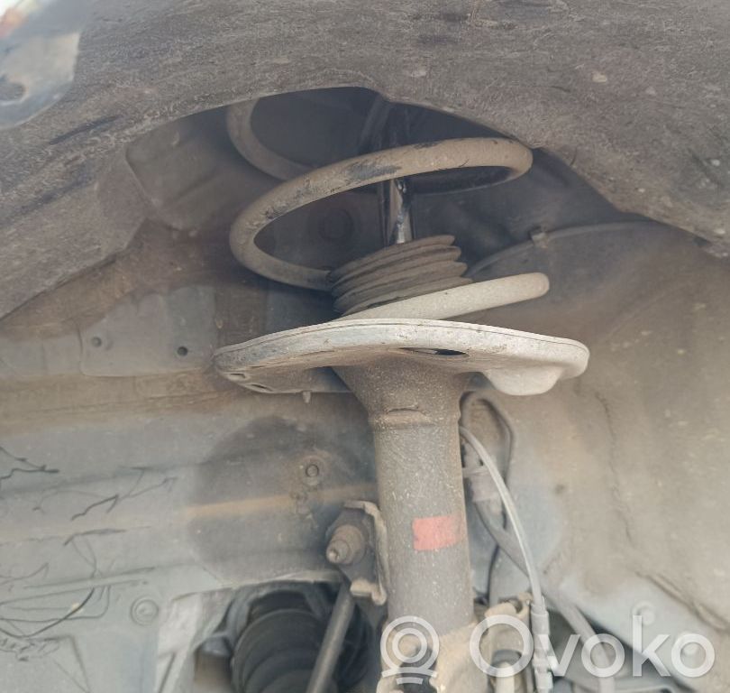 Toyota Avensis T270 Amortizor față 
