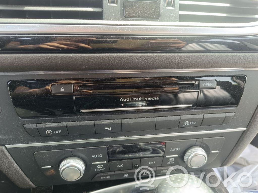Audi A6 S6 C5 4B Panel / Radioodtwarzacz CD/DVD/GPS 