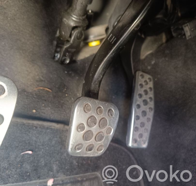 Opel Insignia A Pedal de freno 