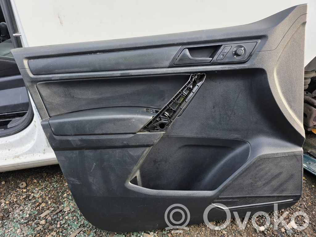 Volkswagen Caddy Boczki / Poszycie drzwi przednich 
