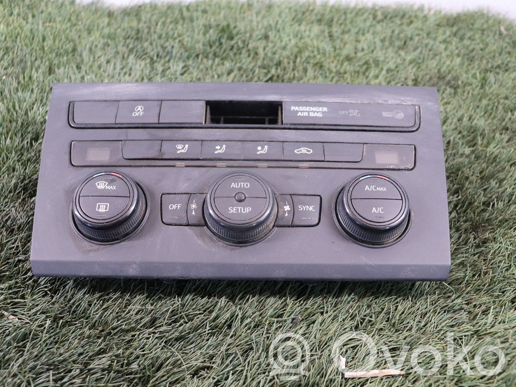 Seat Leon (5F) Climate control unit 