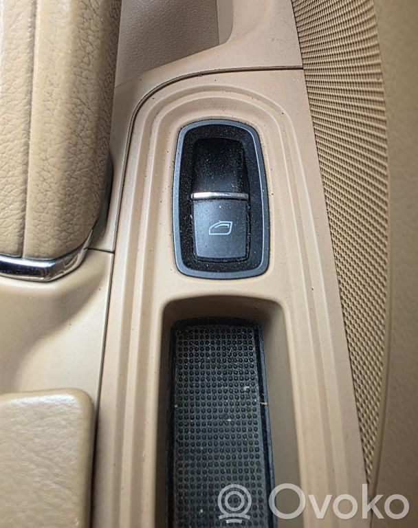 Porsche Cayenne (92A) Przyciski szyb 