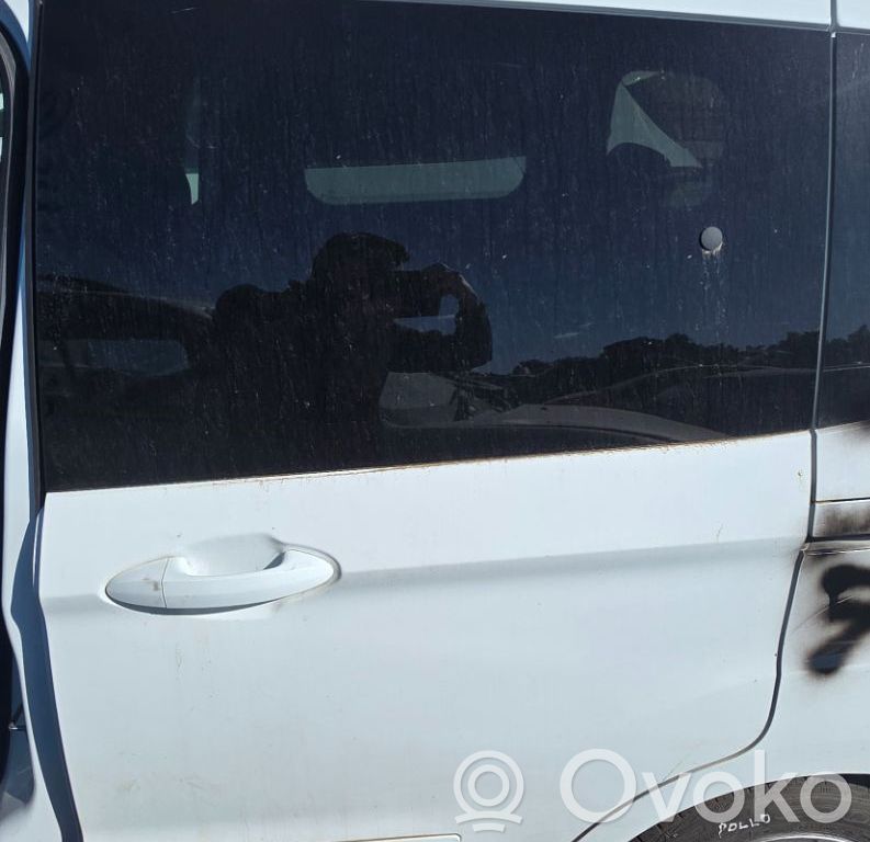 Ford Turneo Courier Šoninės slankiojančios durys 