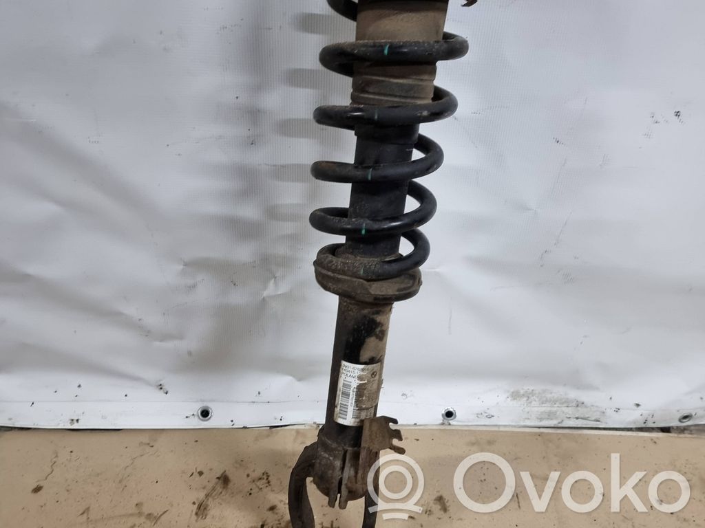 BMW X5 E70 Priekšpusē amortizators 