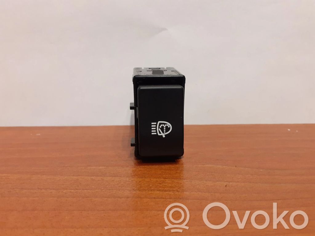 Other switches/knobs/shifts   15C331,3719