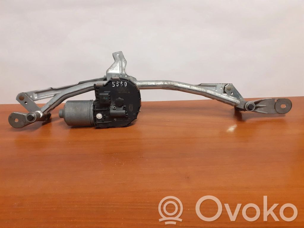 BMW 5 F10 F11 Tiranti e motorino del tergicristallo anteriore 
