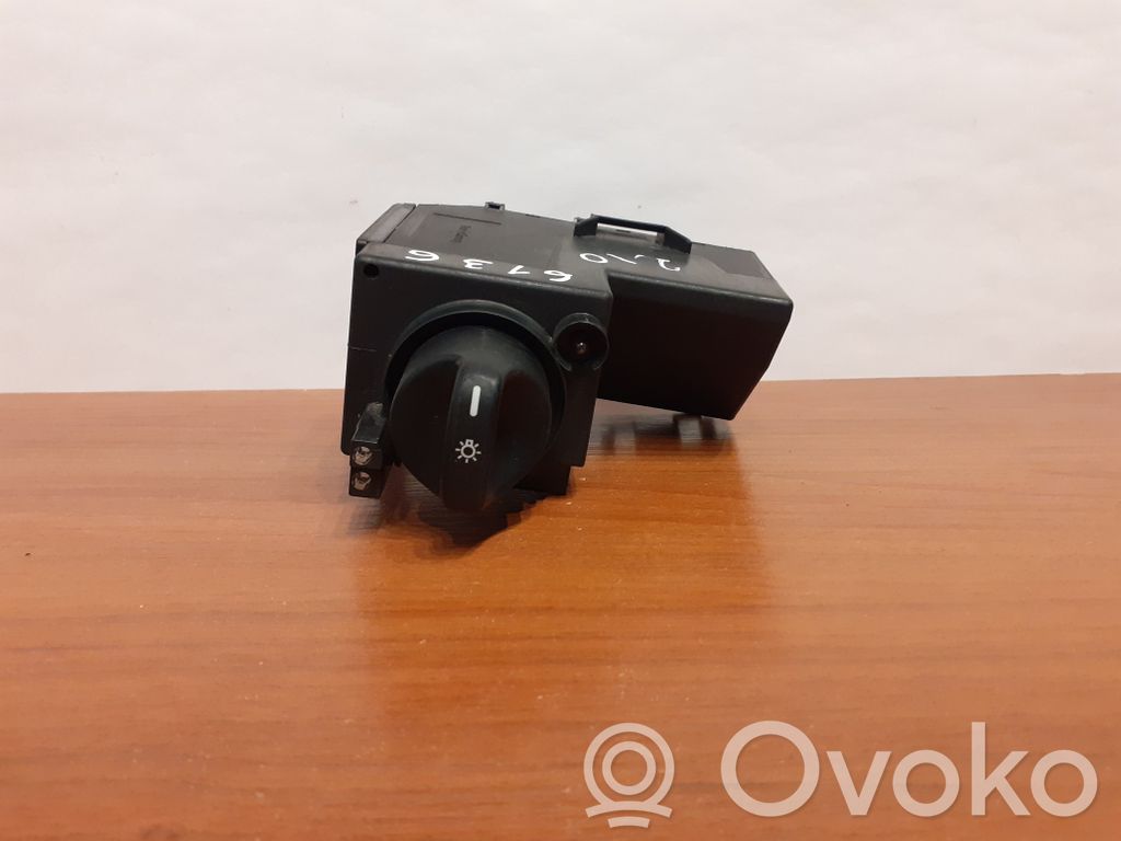Mercedes-Benz E W210 Interruptor de luz 